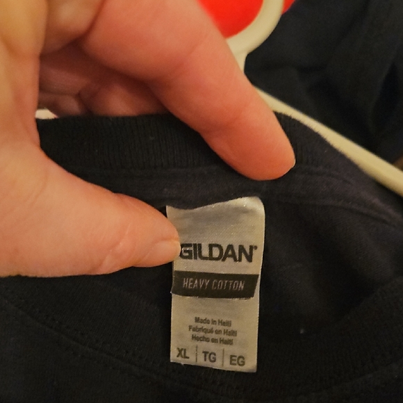 Gildan Black Heavy Cotton T-Shirt - Picture 3 of 3
